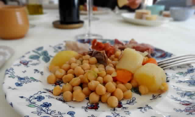 Comment On Dit Noir En Espagnol Comment préparer le cocido espagnol : recette étape par étape